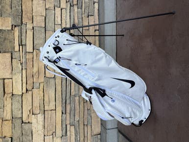 ◆ NIKE  スタンドバッグ　used ◆ Nike Stand Golf Bag Used