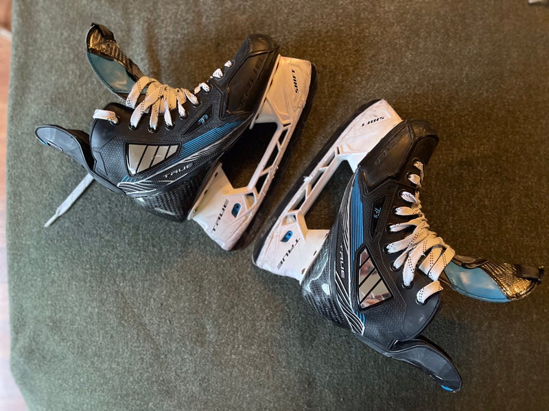 Used True TF9 Skates