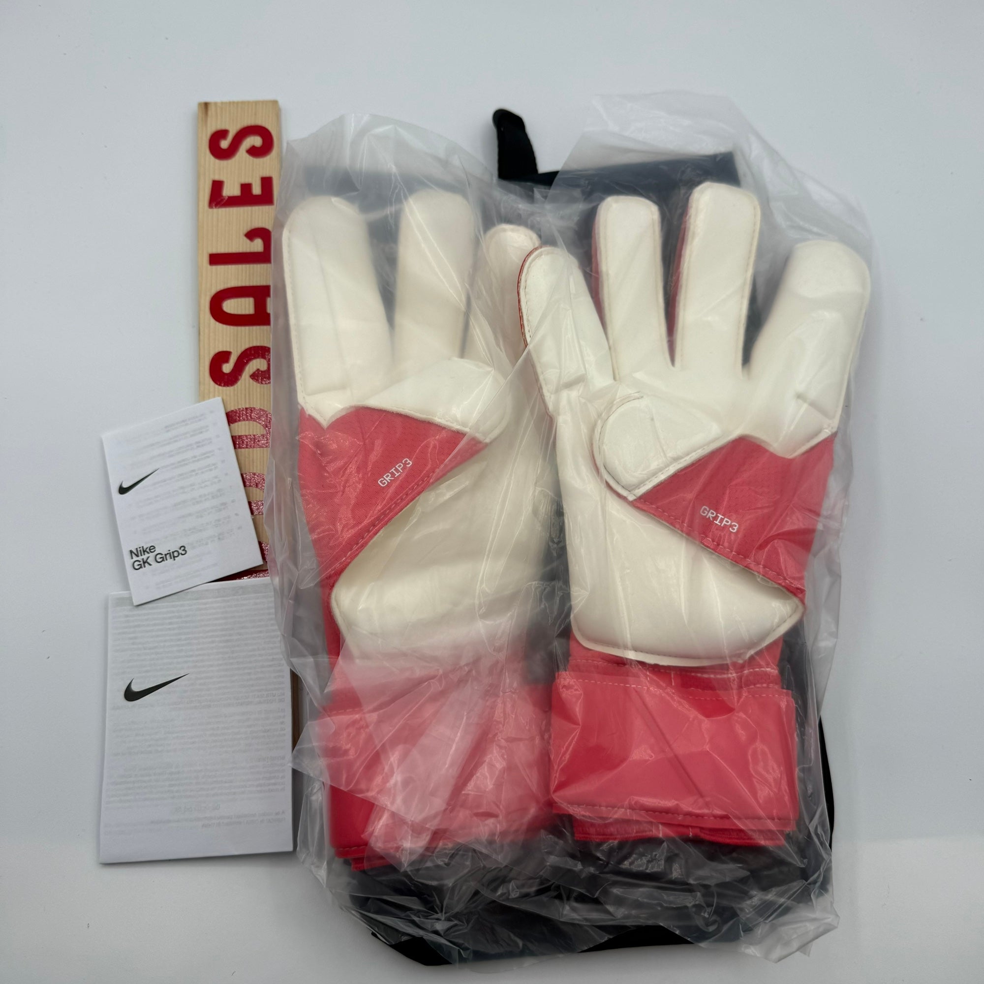 old nike goalkeeper gloves