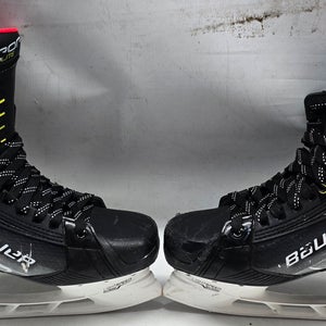 BAUER VAPOR HYPERLITE ICE HOCKEY SKATES PRO STOCK 10 Fit 3 USED (13693)