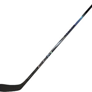 CCM Trigger 7 Pro RH Pro Stock Hockey Stick 75 Flex P28 NHL New TSY Trigger 8 (13696)