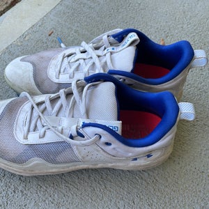 Men's  Size M 8.5 (W 9.5) Under Armour Mid Top (Used)
