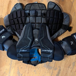 Large/Extra Large  2022 Bauer GSX Goalie Chest Protector  (Used)