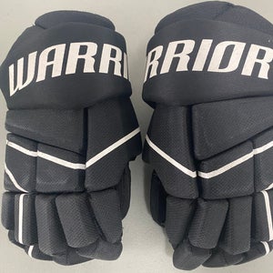 Warrior 11" hockey gloves