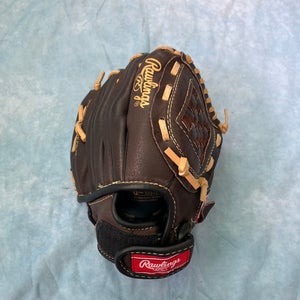 Brown Rawlings Highlight Series Right Hand Throw Infield Baseball Glove 10" (Used)