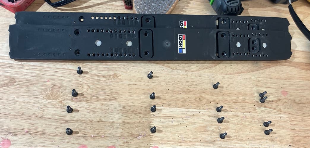 Look Ski Plates For Rossi/dynastar