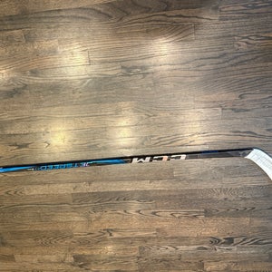 Intermediate CCM Jetspeed FT7 Pro Right Handed Hockey Stick P28 (Used)