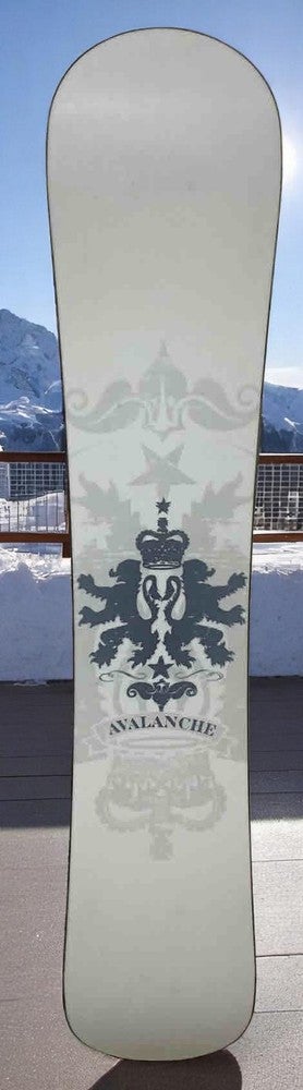 AVALANCHE Crest 150cm Snowboard Nice | SidelineSwap | Buy and Sell
