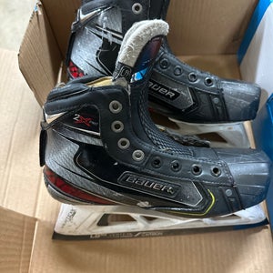 Bauer Vapor 2X Pro Hockey Goalie Skates Extra Wide Width Size 5 (Used)