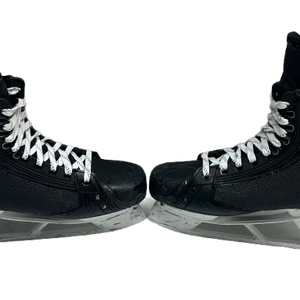 Bauer Vapor Hyperlite 2 Pro Stock Skates 9 1/2 D Used AHL (13838)