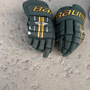 Bauer 4 Roll Hockey Gloves