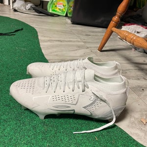 UNRELEASED UA FOOTBALL/LACROSSE CLEATS