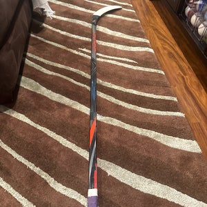 Intermediate Bauer Vapor FlyLite Left Hand Hockey Stick P88 (Used)