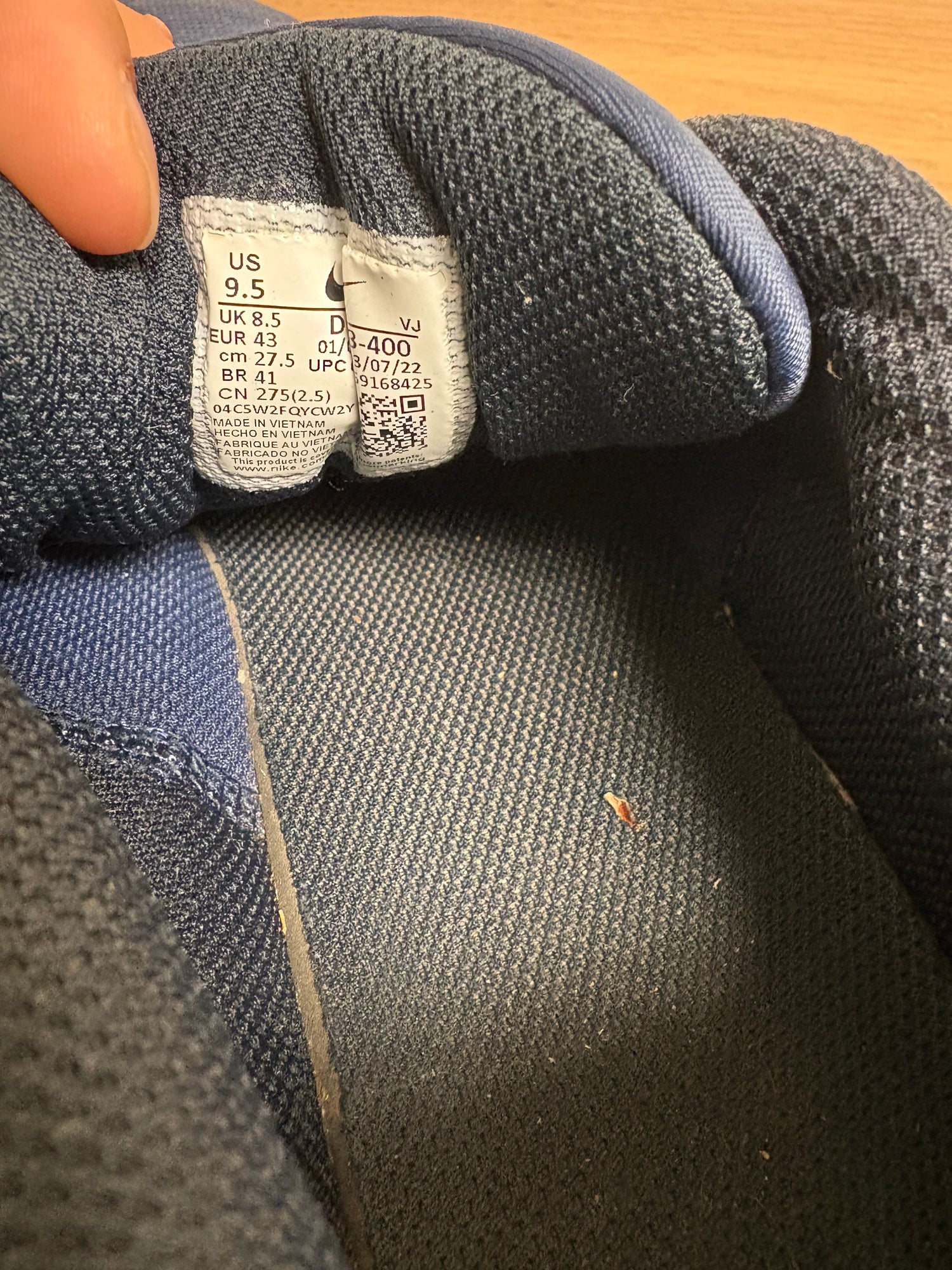 us 9.5 to euro size nike