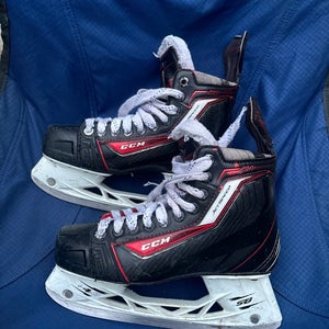 Ccm jet speed skates Size 5.5