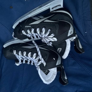 Reebok Hockey Skates Size 4