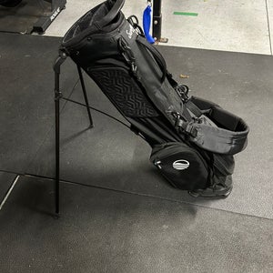 Sunday Golf Cary Bag (El Camino)