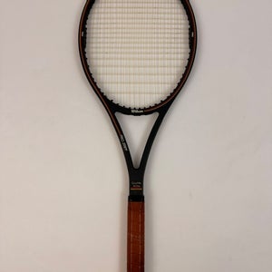 Wilson Pro Staff 85 St. Vincent 4 1/2, Butt Cap code KTQ Excellent 9/10