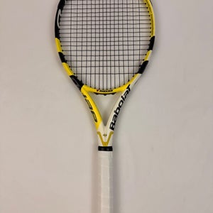 Babolat Aeropro Drive Cortex Plus, 4 3/8 Very Good Condition