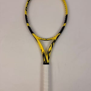 Babolat Pure Aero Tour 2019, 4 3/8 Very Good Condition