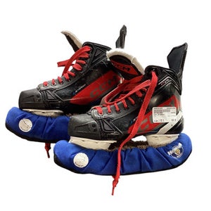 Used CCM JETSPEED Junior Hockey Skate Junior 05.5 11479-S000391853