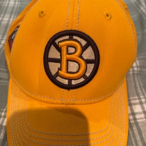 2010 Boston Bruins Winter Classic hat