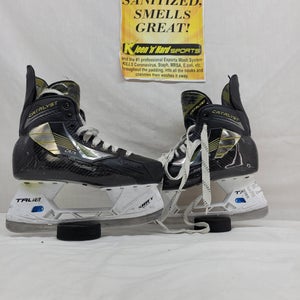 2022 Catalyst 9 Hockey Skates Wide Width Size 6 (Used)