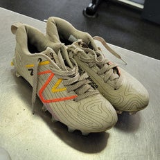 New Balance (Used) Size M 6.0 (W 7.0) Cleats