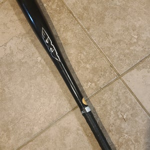 2022 AXE Axe Pro 243 Maple Bat (-3) Maple 30 oz 33" (Used)