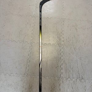 NEARLY NEW Intermediate Bauer Vapor Hyperlite 2 Right Handed Hockey Stick P92 CUT DOWN  (New)