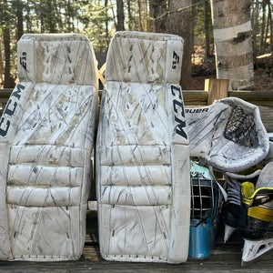 30"  CCM Extreme Flex E3.9 Goalie Leg Pads  (Used)