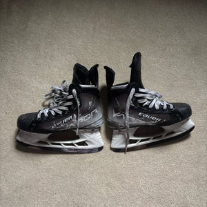 Bauer Hyperlite Size 5.5