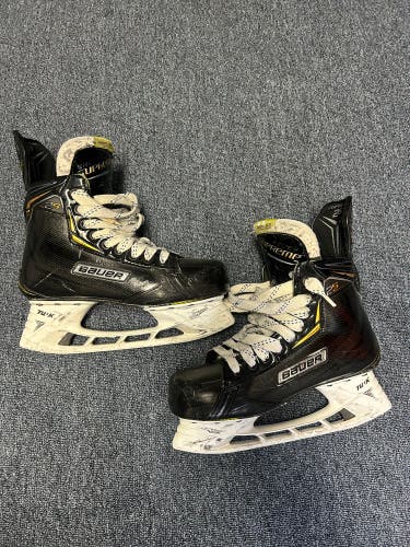 Bauer Supreme 2S Pro Hockey Skates Regular Width Size 6 (Used)