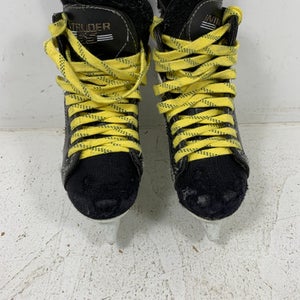 Used Ccm Intruder Junior 02 Ice Skates Ice Hockey Skates