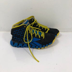 Used Reebok Youth 07.0 Basketball Shoes