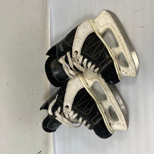 Used Ccm Intruder Junior 01 Ice Hockey Skates