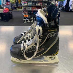 Used Bauer 140 Junior 01 Ice Hockey Skates