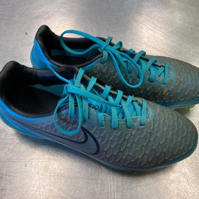 Used Nike Senior 6.5 Cleat Soccer Outdoor Cleats