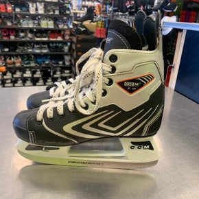 Used Ccm Vector Junior 05 Ice Hockey Skates