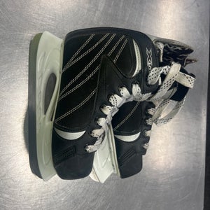 Used Winnwell Xlite Junior 02 Ice Hockey Skates