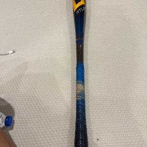 Louisville Slugger Bat (-3) 30 oz 33" (Used)