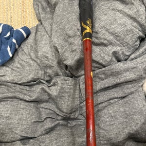 Victus Tatis Bat (-3) 30 oz 33" (Used)