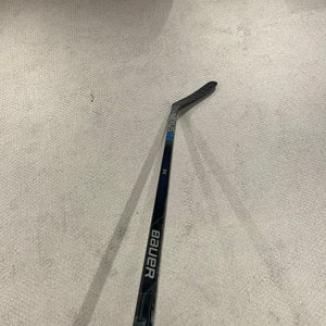 Senior Bauer Nexus 1N Right Handed Hockey Stick P88 (Used)