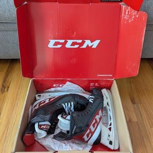 CCM JetSpeed FT4 Hockey Skates Regular Width 10 (New)
