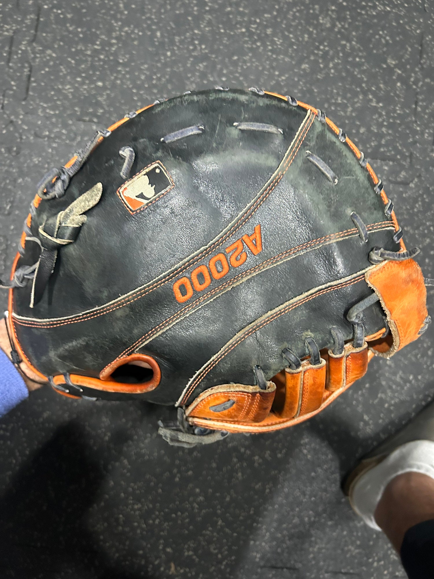 A2000 First Base Glove, Miguel Cabrera Model | SidelineSwap | Buy and Sell  on SidelineSwap, image size:1500x2000