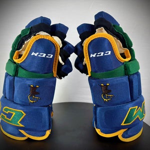 Latvia And Vermont Package 15” Gloves