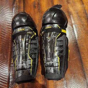 Junior CCM Tacks 7092 12" Shin Pads (Used)