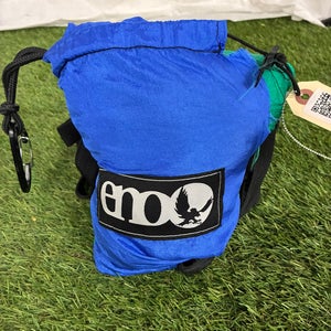 Eagles Nest Outdoors Hammock w/ built in carrying case (Used)