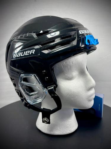 Medium Bauer Re-Akt 85 Helmet Black