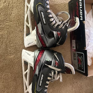2020 Bauer Vapor 2X Pro Hockey Goalie Skates Regular Width 10.5 (Used)